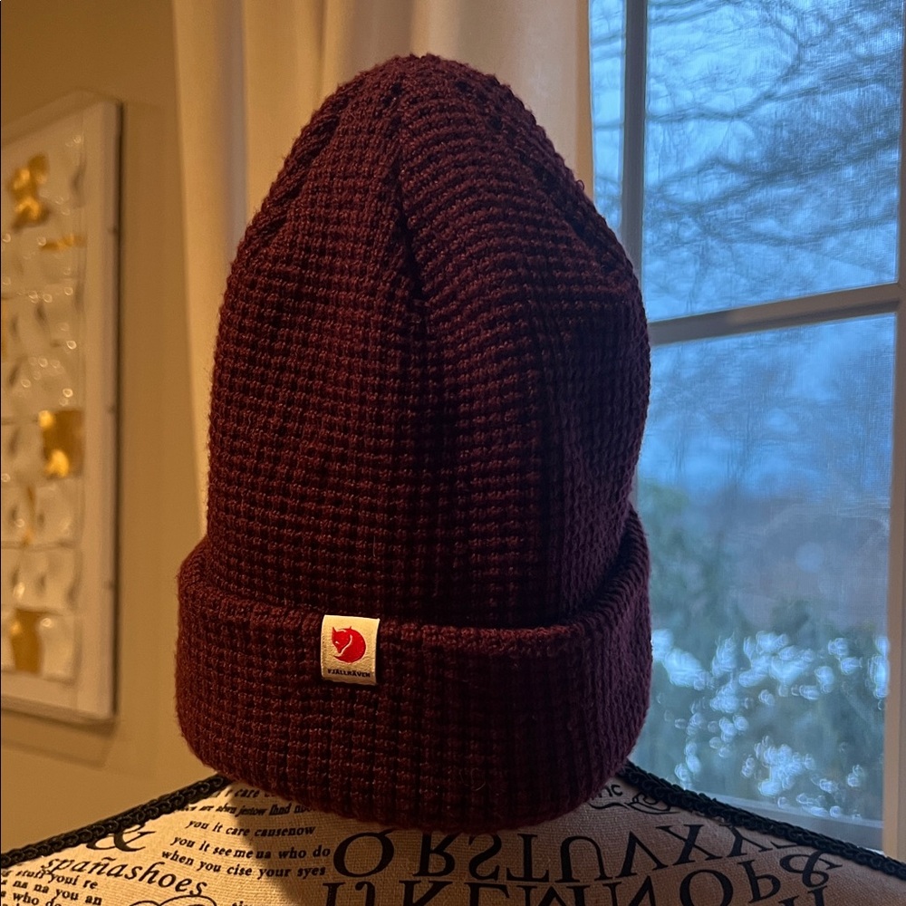 Fjall Raven Knit Beanie - Picture 2 of 6